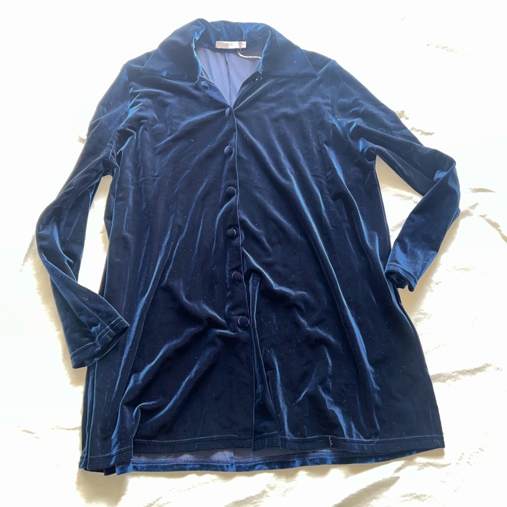 Poor Boy Size S Velvet Tunic Length 32” Poly Blend Blue #130